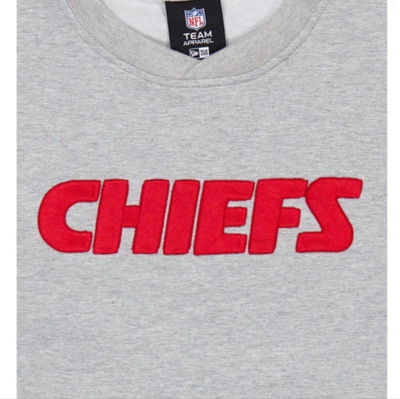 New Era Kansas City Chiefs Logo Select Long Sleeve Sweatshirt - Picture 6 of 8